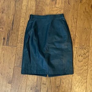 Vintage Express Genuine Leather skirt 3/4